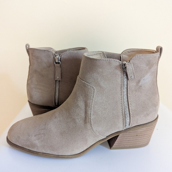 Dr. Scholl's Tan Suede Ankle Boots - Picture 5 of 6